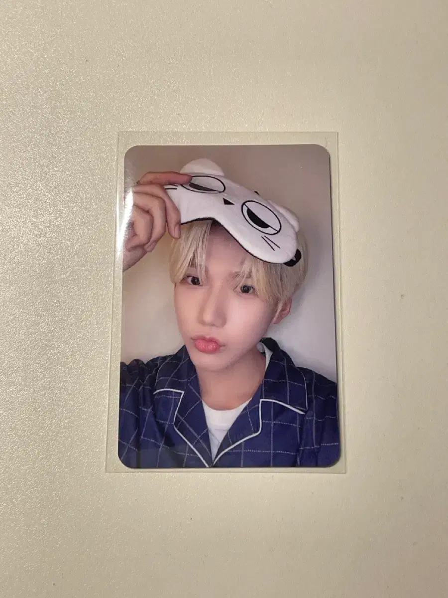 thumbnail-0